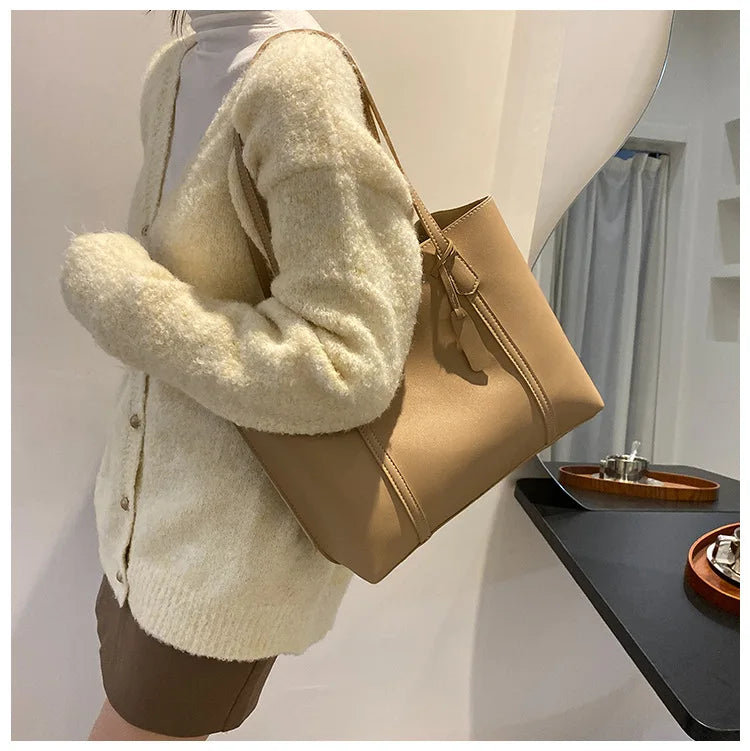 Everyday Soft Leather Tote